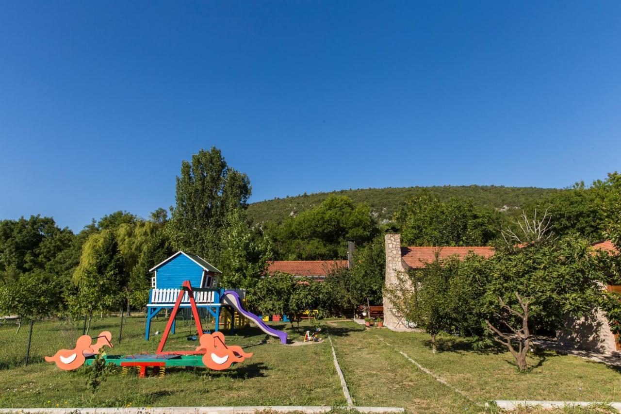 Vacation Home Hercegovka Capljina Bagian luar foto